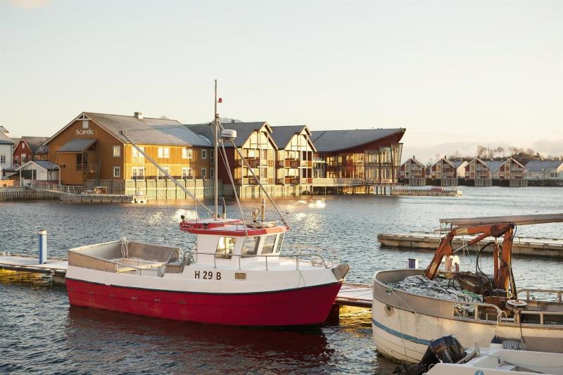 Local fishing boat in front of Scandic Svolvær